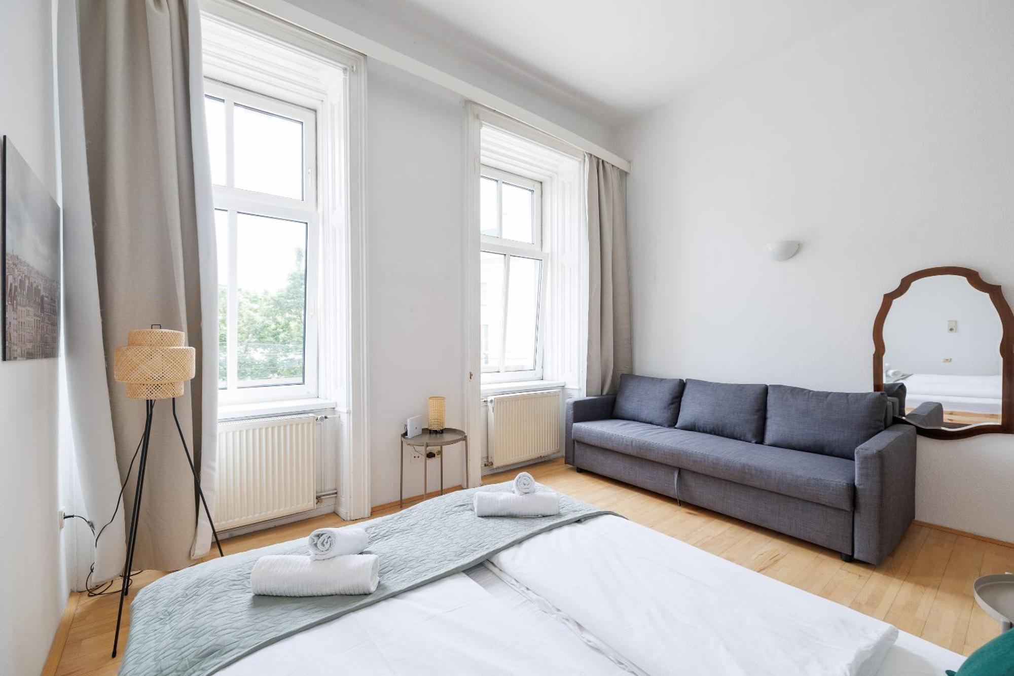 Urban Vienna Living - 18Th District Aparthotel Luaran gambar