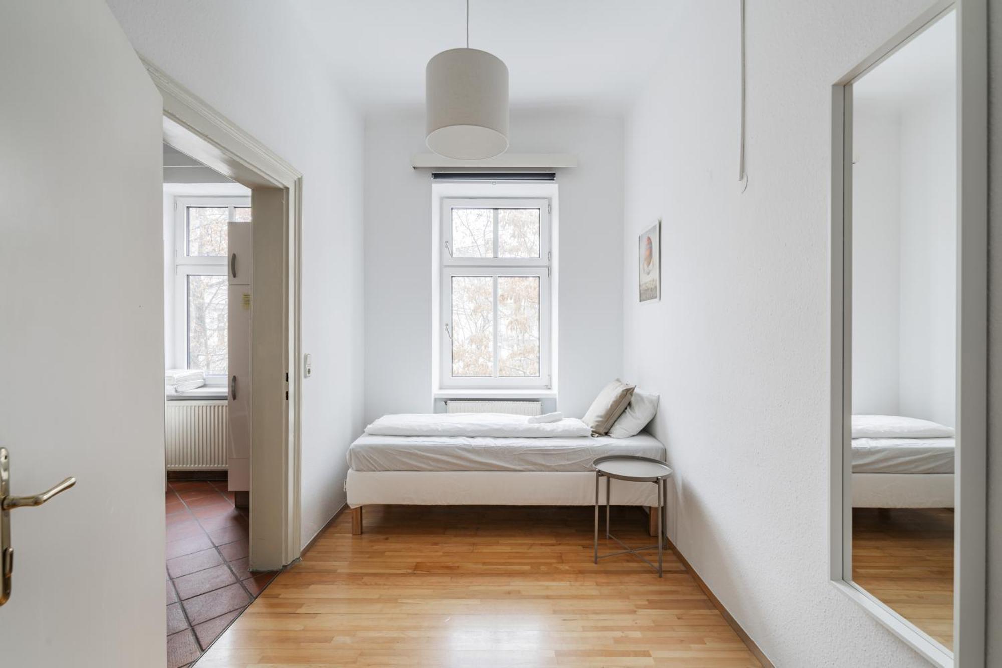 Urban Vienna Living - 18Th District Aparthotel Luaran gambar
