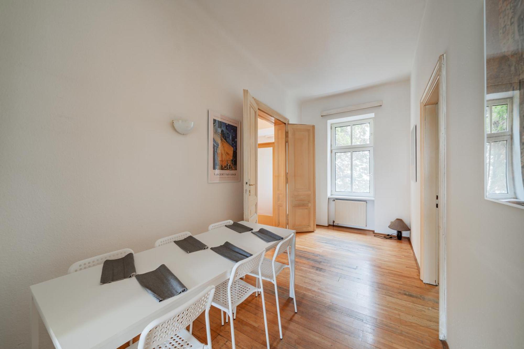 Urban Vienna Living - 18Th District Aparthotel Luaran gambar